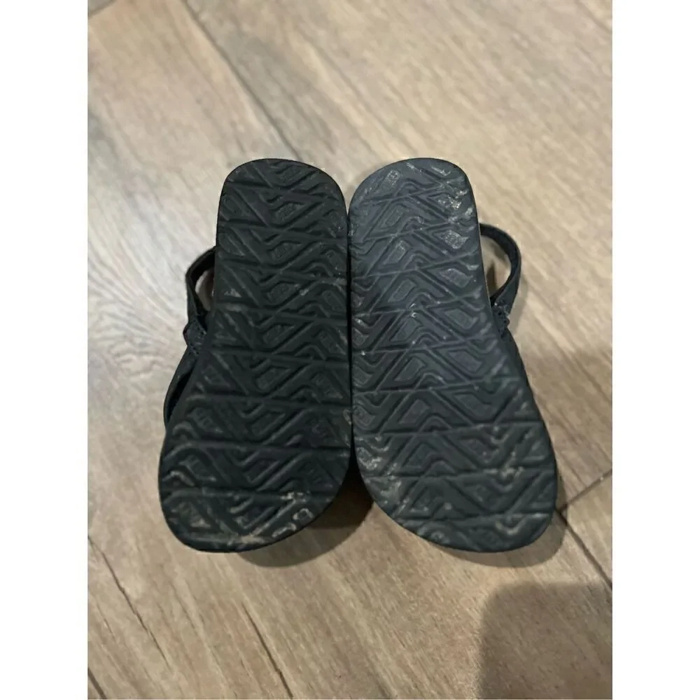 Reef fish sandals